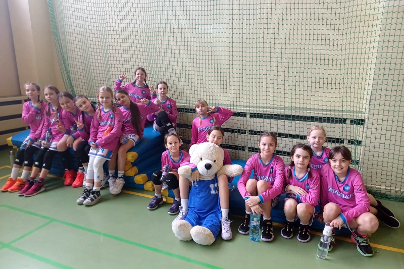 Podwójna wygrana spartanek U11